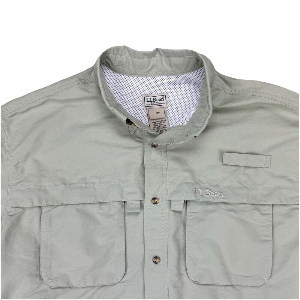 LL Bean Men's Large Vented Angler Fishing Hiking Fly Fishing Button Down Shirt‎